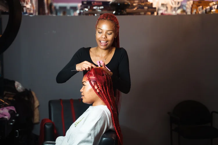 How Hairstyling Grads Can Build a Client Base From Day One
