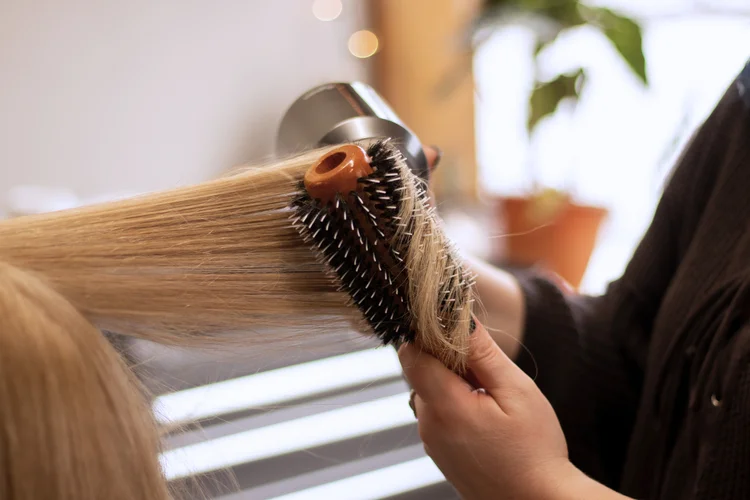 How to Perfect the Art of Blowouts: Tips & Techniques