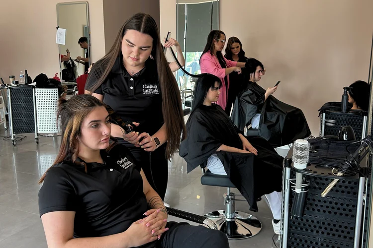 Salon, Freelance, or Studio Rental? Pros and Cons After Hair School