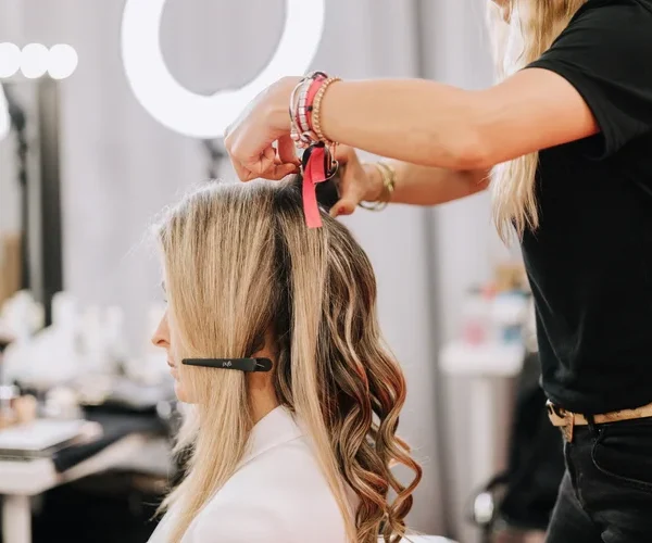 Top 3 Hair Trends You’ll Master in Our Hairstyling Program in Ontario