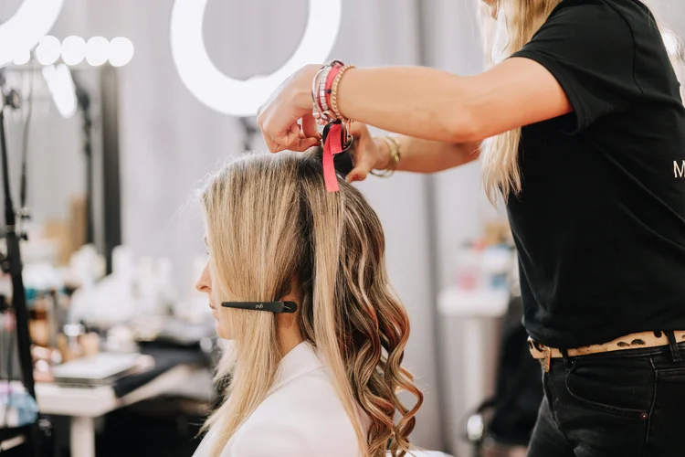 Top 3 Hair Trends You’ll Master in Our Hairstyling Program in Ontario