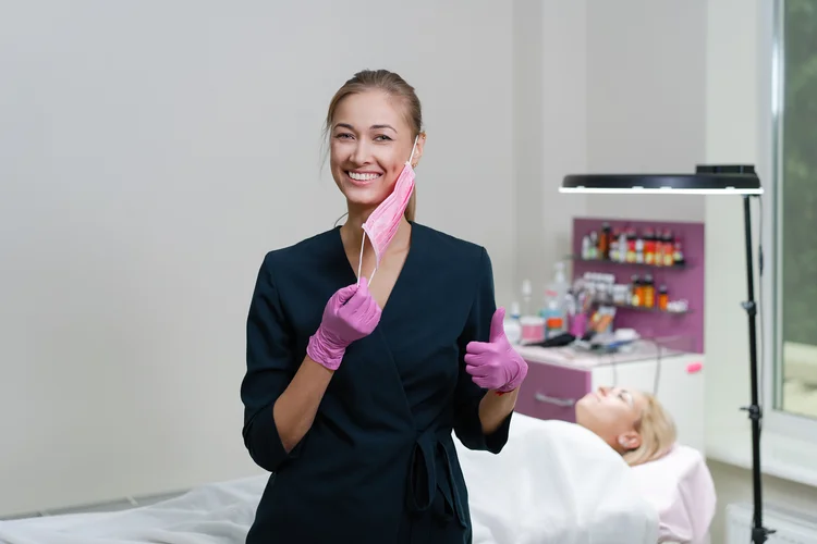 Where a Medical Aesthetician Can Work After Graduation